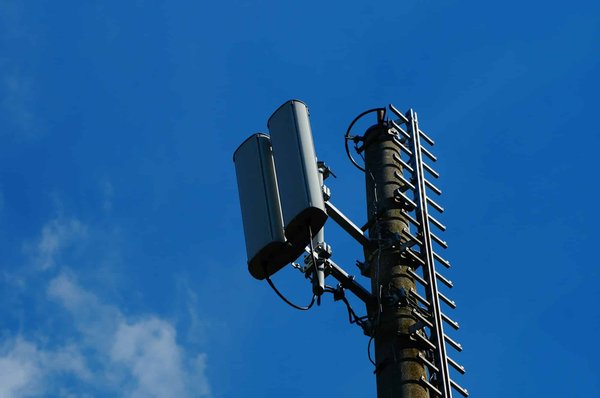 Quels sont les enjeux de la digitalisation des chaînes d'approvisionnement dans le secteur de la santé ?